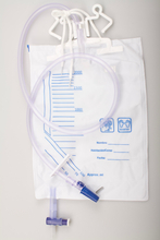 Disposable urine bag with sample port sterile