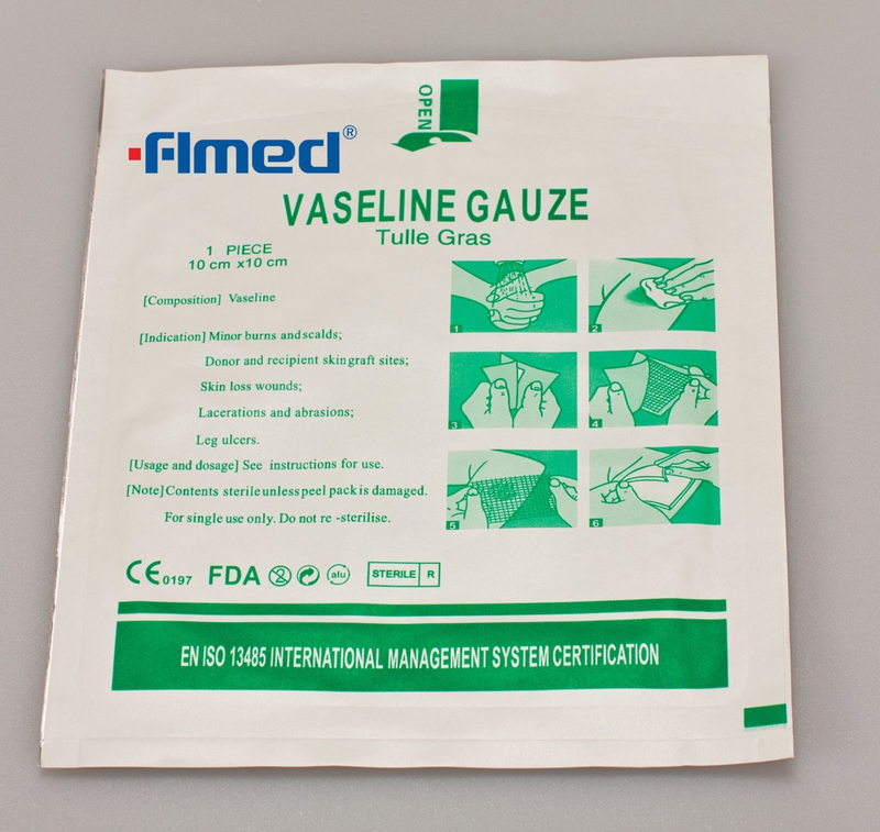 sterile paraffine vaseline gauze,wound dressing from China manufacturer