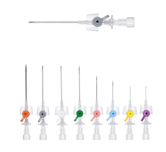 IV cannula with injection port